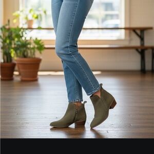 Diba Sage Suede Ankle Booties